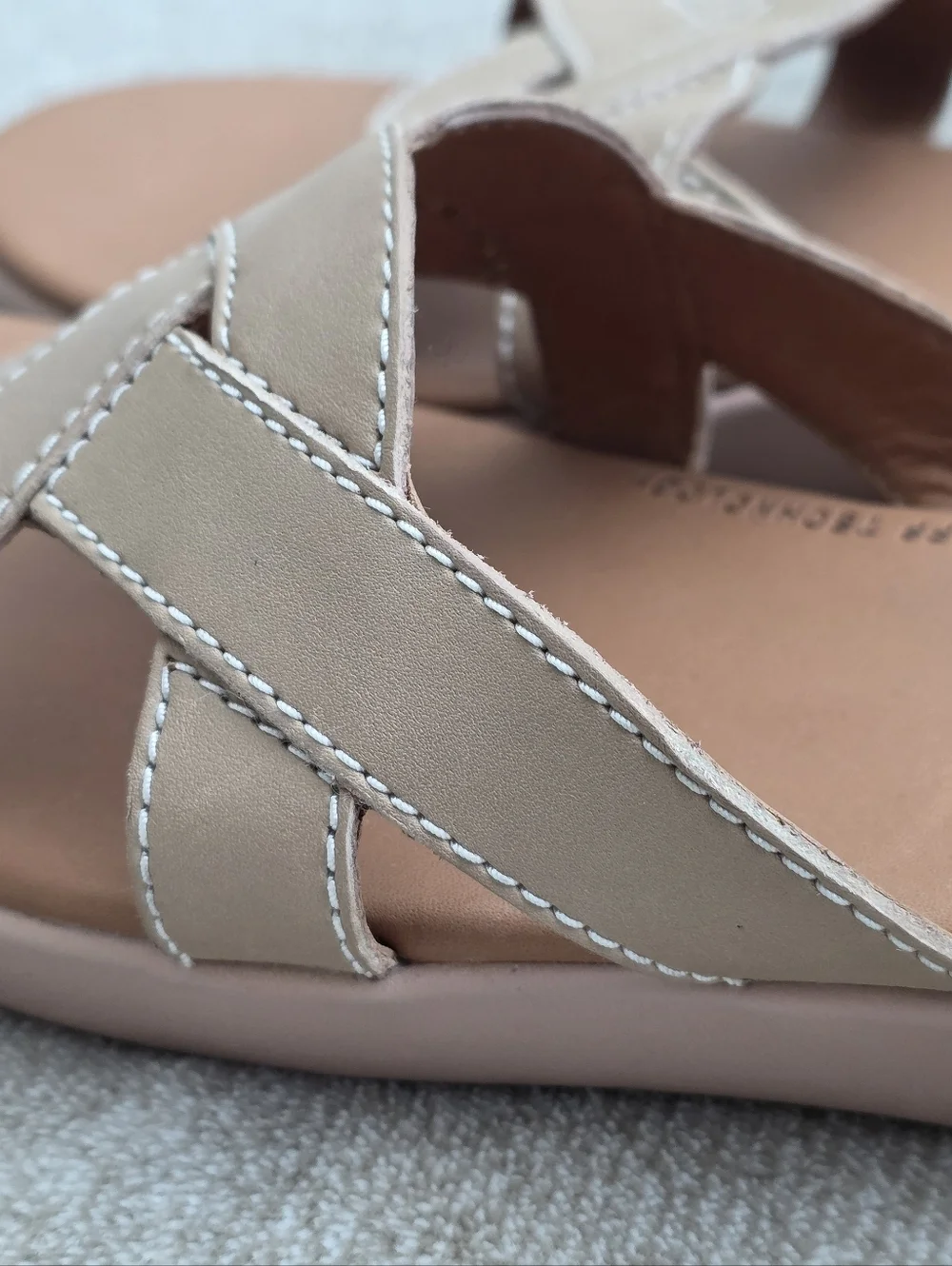 FitFlop Gracie Leather Intertwined Slide Sandals Beige - Size 9